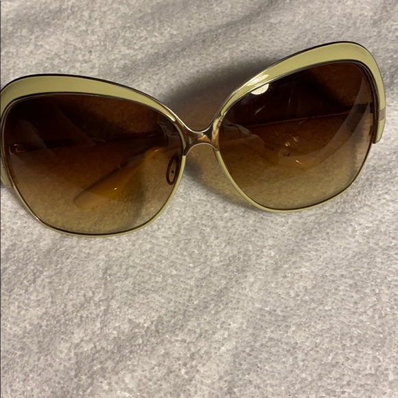 DITA Accessories - Cream Dita Sunnies
